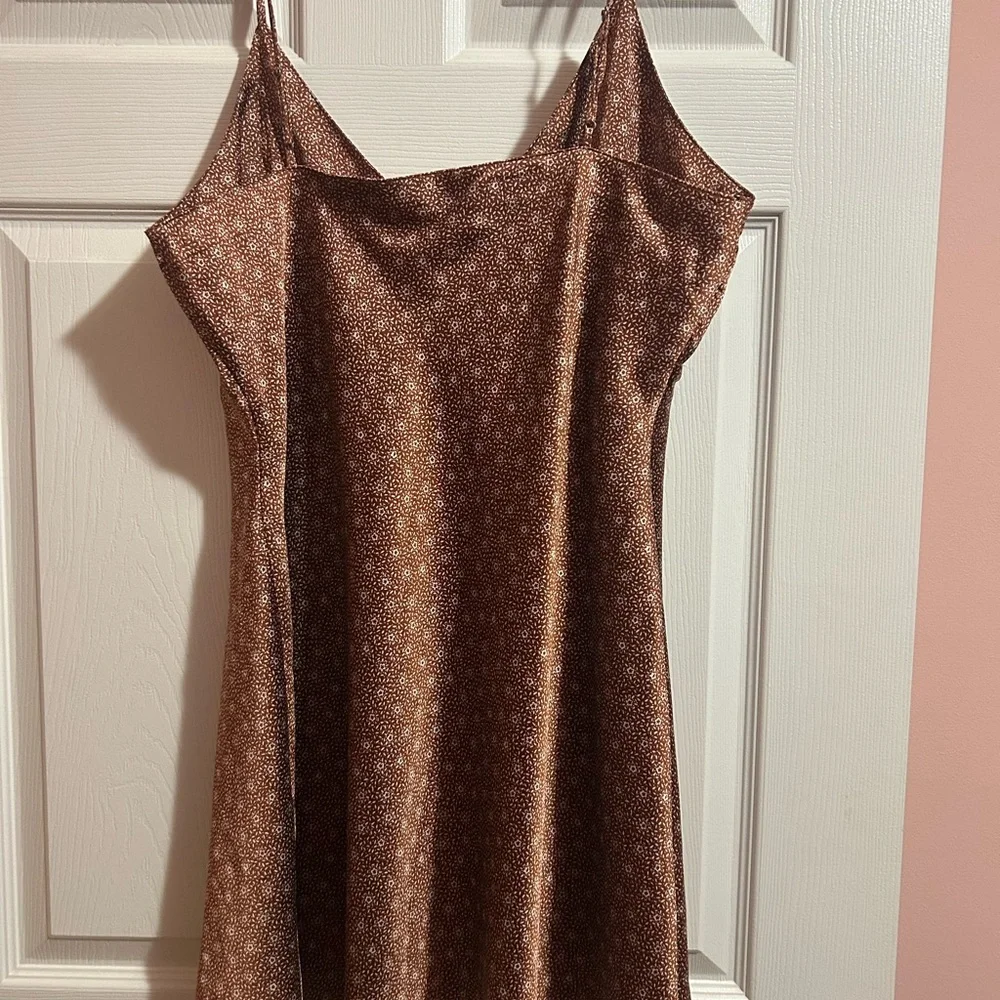 Abercrombie & Fitch Rust Floral Dress - Picture 2 of 4